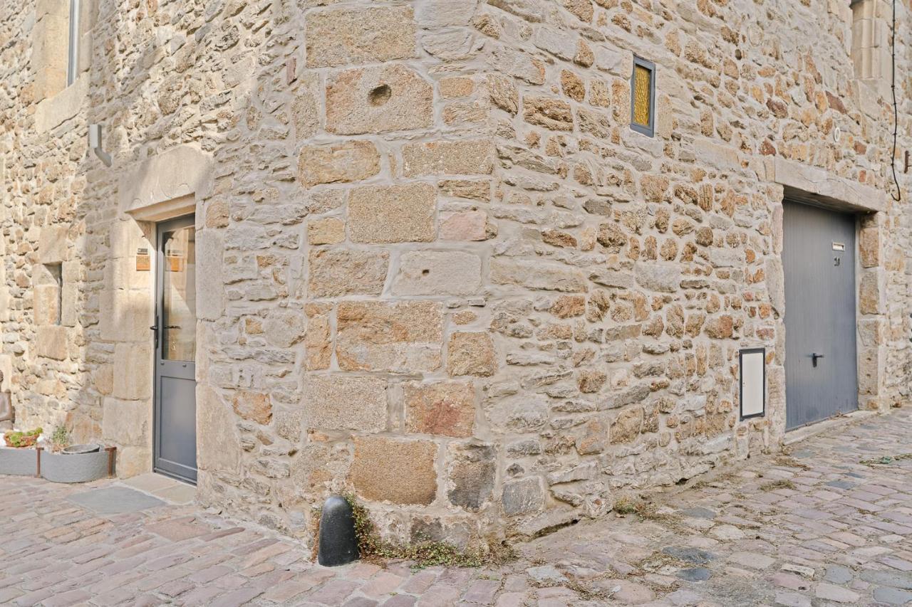 Manor Of Pont Gris *